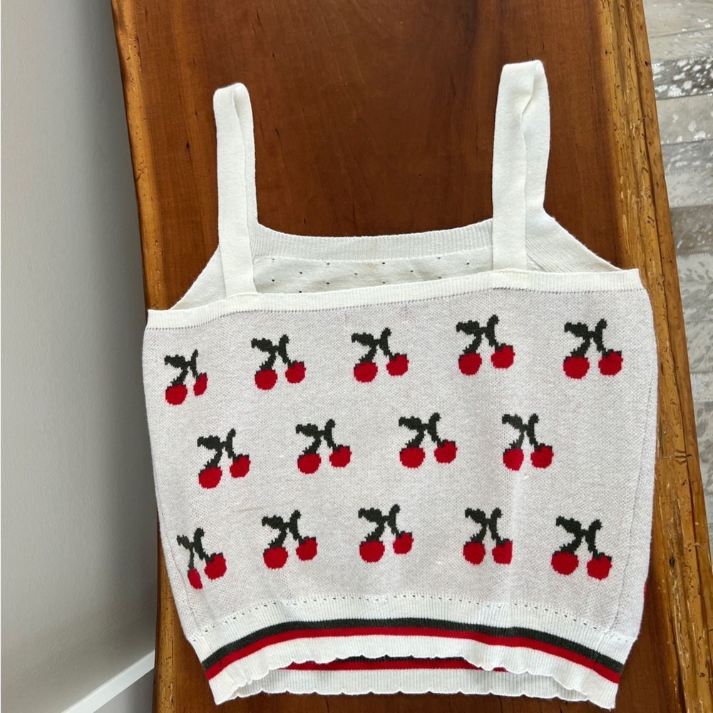 Listicle cherry top tank sweater medium nwt - Picture 3 of 5